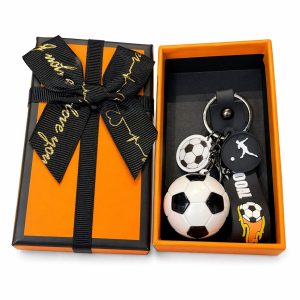 Breloc Chei, Flippy, Model Minge de Fotbal,Pandantiv Minge, Cupa Mondiala, Accesoriu Pentru Chei si Rucsac, Cutie Cadou, Material Acril, 50 g, Alb/Negru