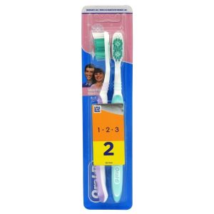 Periuta de Dinti, Oral B, 2 buc Medium